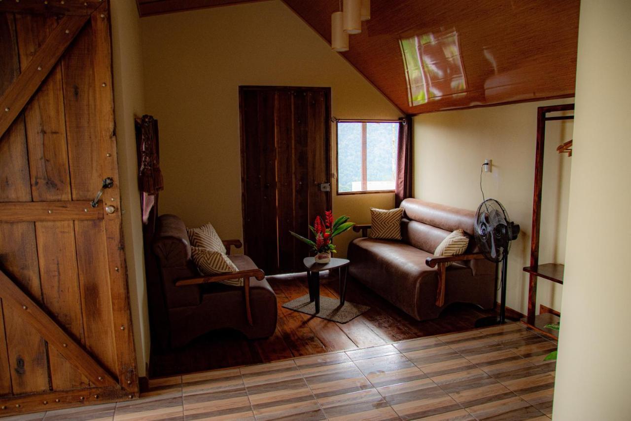 Tres Equis Pacuare Mountain Lodge מראה חיצוני תמונה